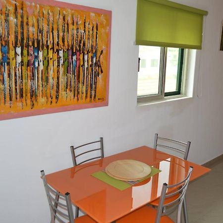 Apartamento T1 Mobiliado Com Wi-Fi Praia Bagian luar foto