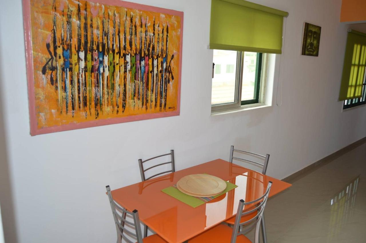 Apartamento T1 Mobiliado Com Wi-Fi Praia Bagian luar foto