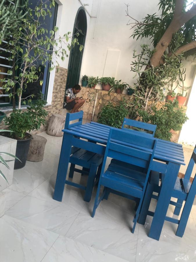 Apartamento T1 Mobiliado Com Wi-Fi Praia Bagian luar foto